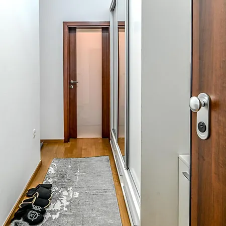 Apartament Kai S *